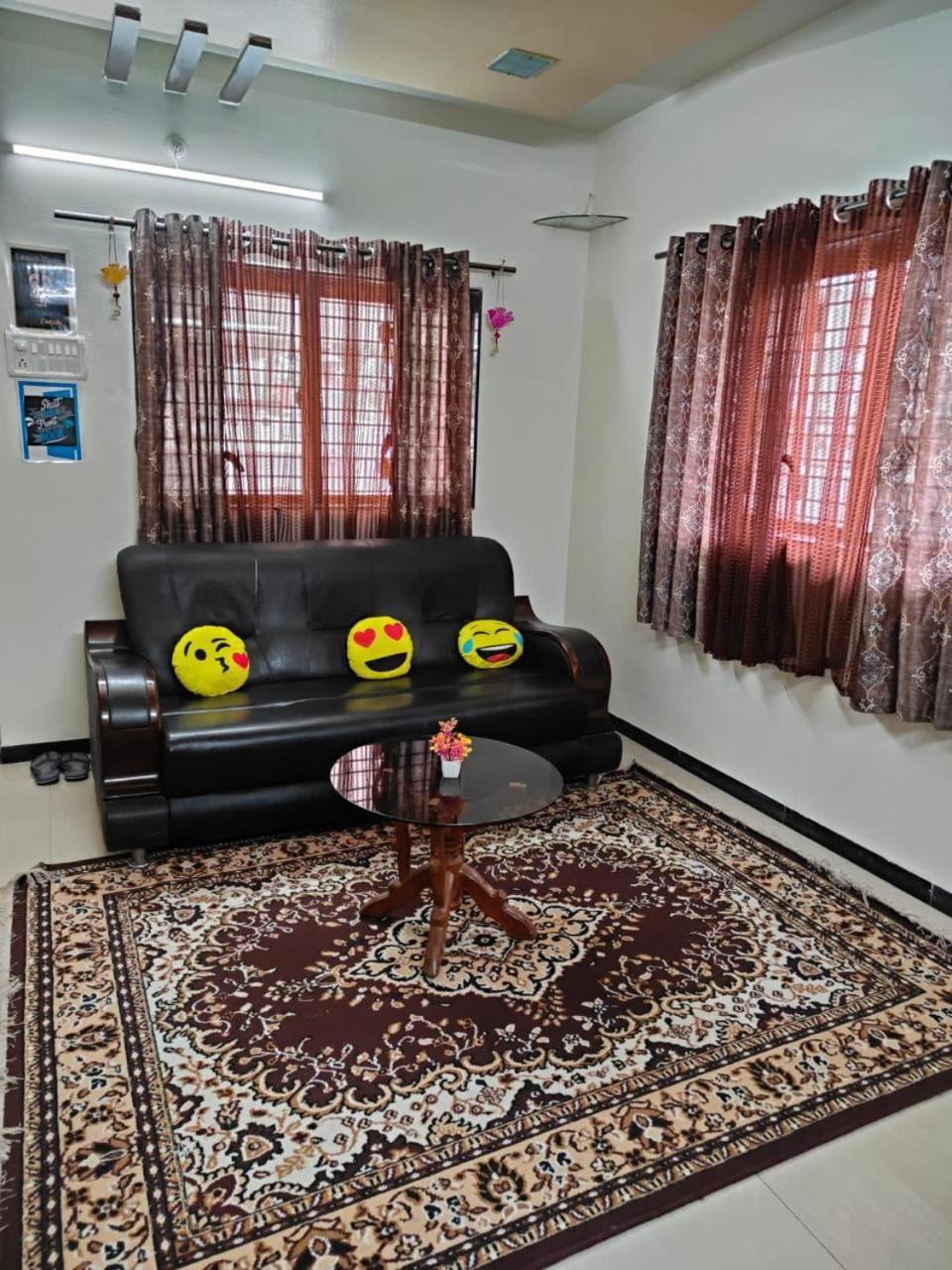 Nirvana By Grand Tour - Peaceful Home Stay Nashik Bagian luar foto
